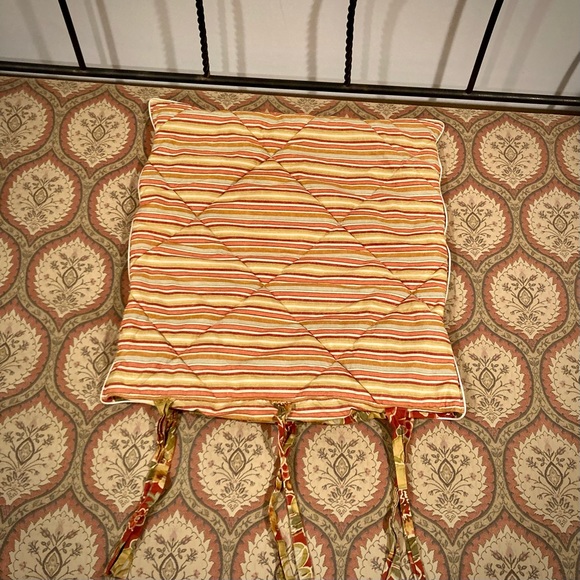 Pottery Barn quilted euro shams, Autumn floral - Picture 5 of 13